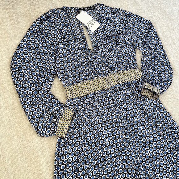 NWT ZARA Floral Wide Leg Faux Wrap Plunge Long Sleeve Jumpsuit With Pockets M - Picture 3 of 12